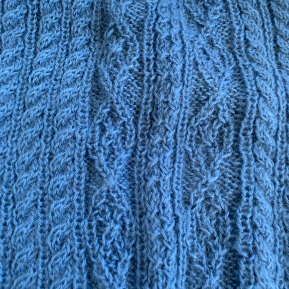 Vintage Hand Knit Powder Blue Soft Sweater - Picture 5 of 5